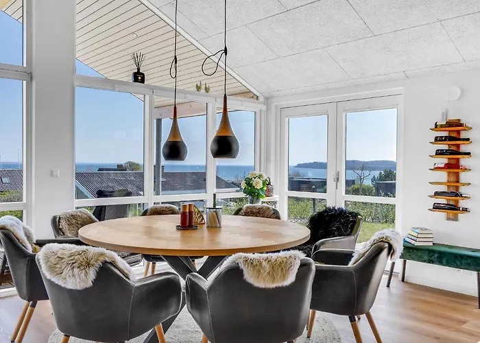 Beautiful In With Wifi Feriehus
